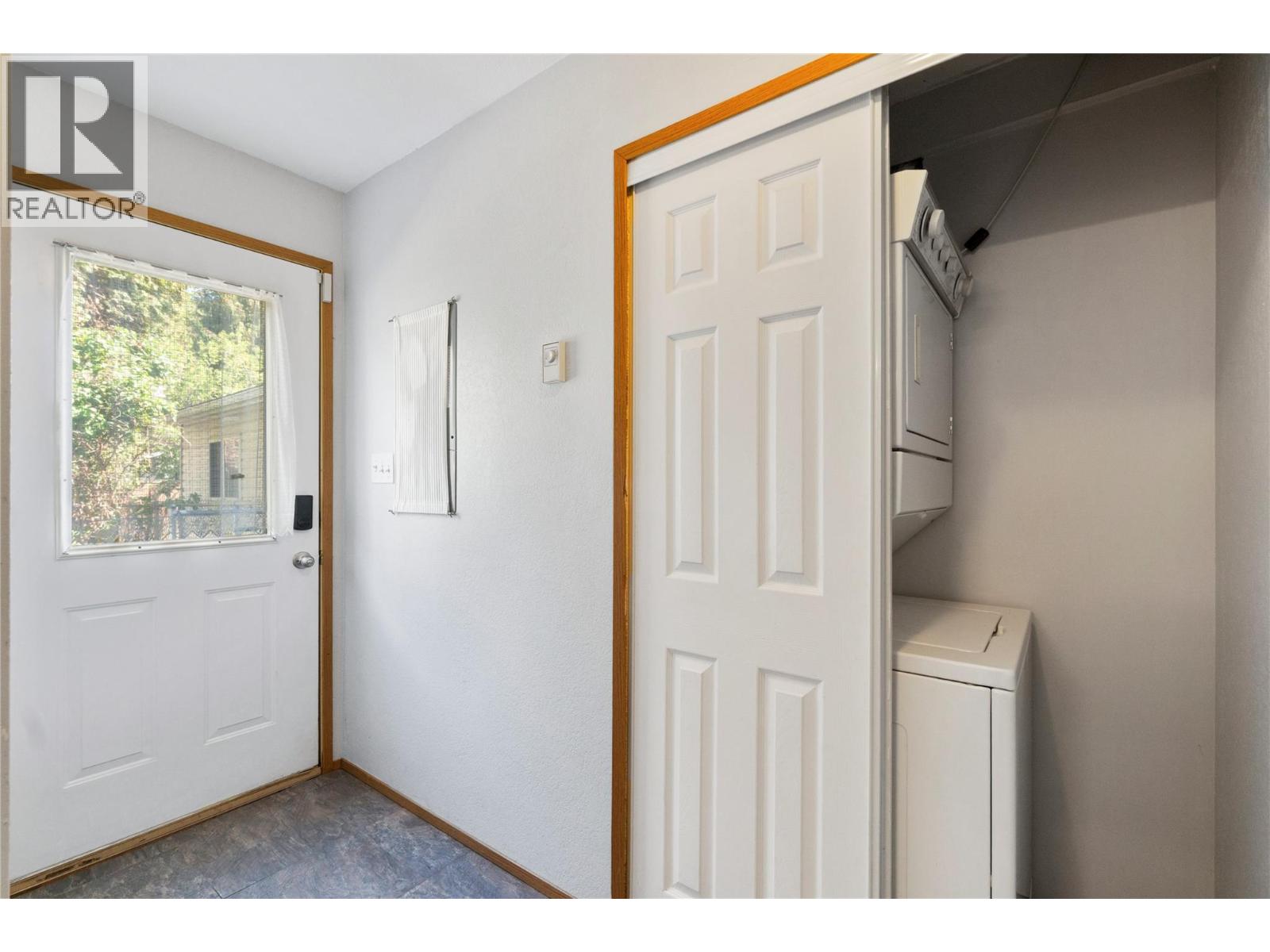  7020 51 Street Northeast, Salmon Arm