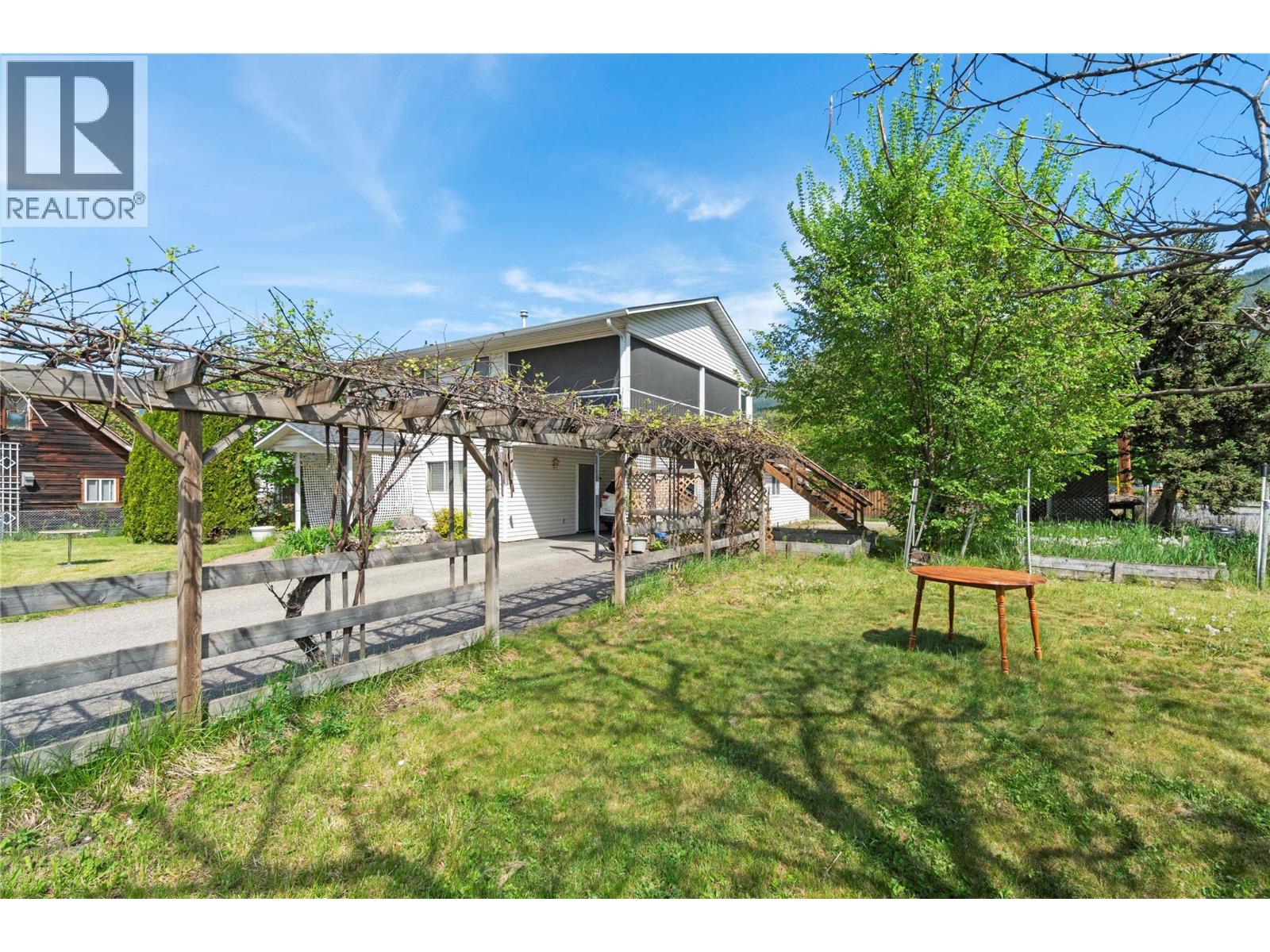 7020 51 Street NE - 54