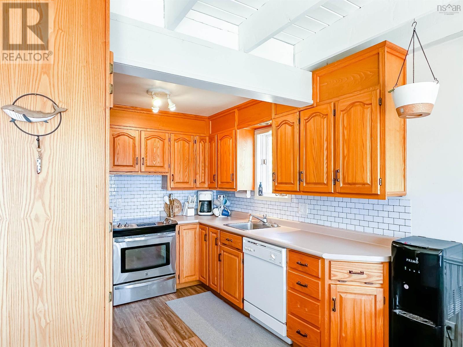 Property 23 of 36 of 232 Lakeside Drive