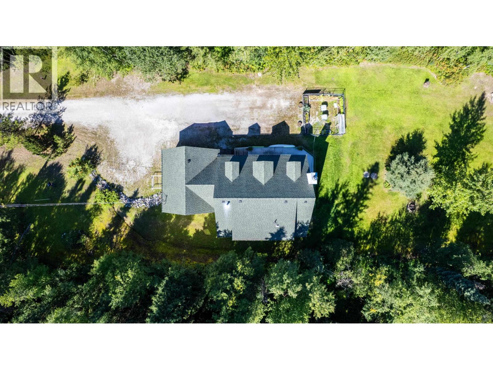 9200 SAMSON ROAD - 25