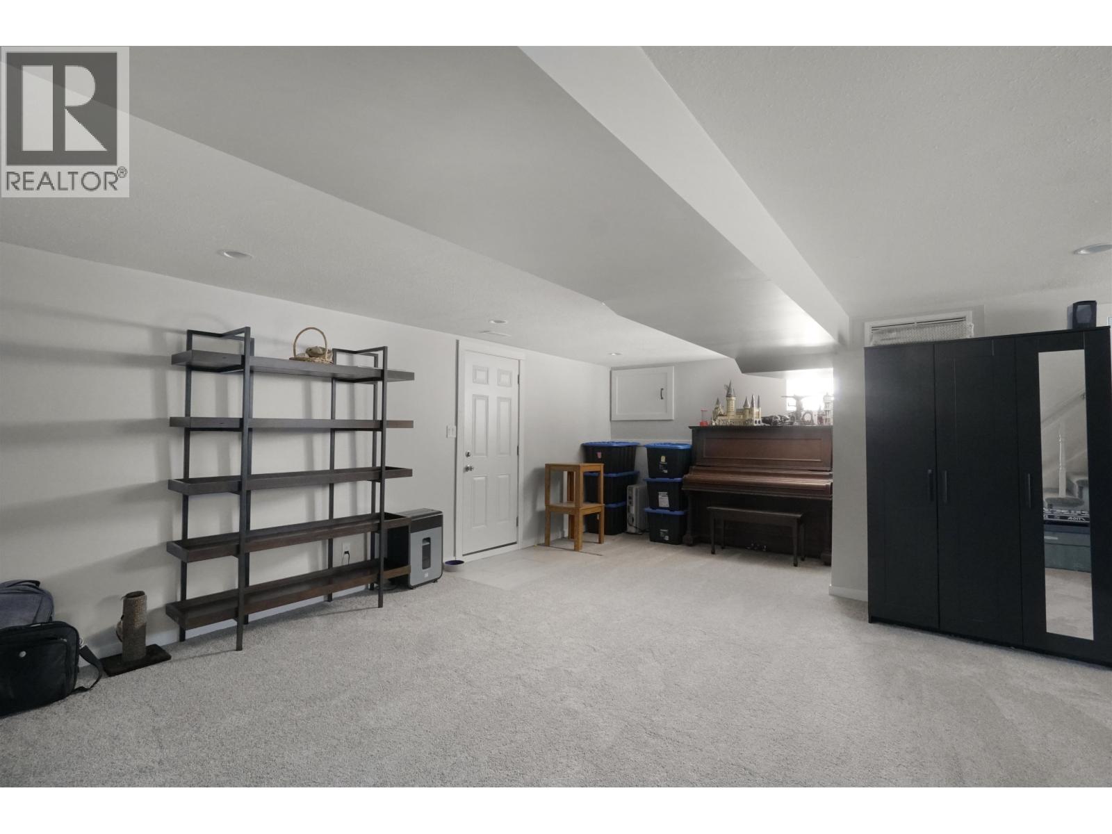 33 WOHLER STREET - 15