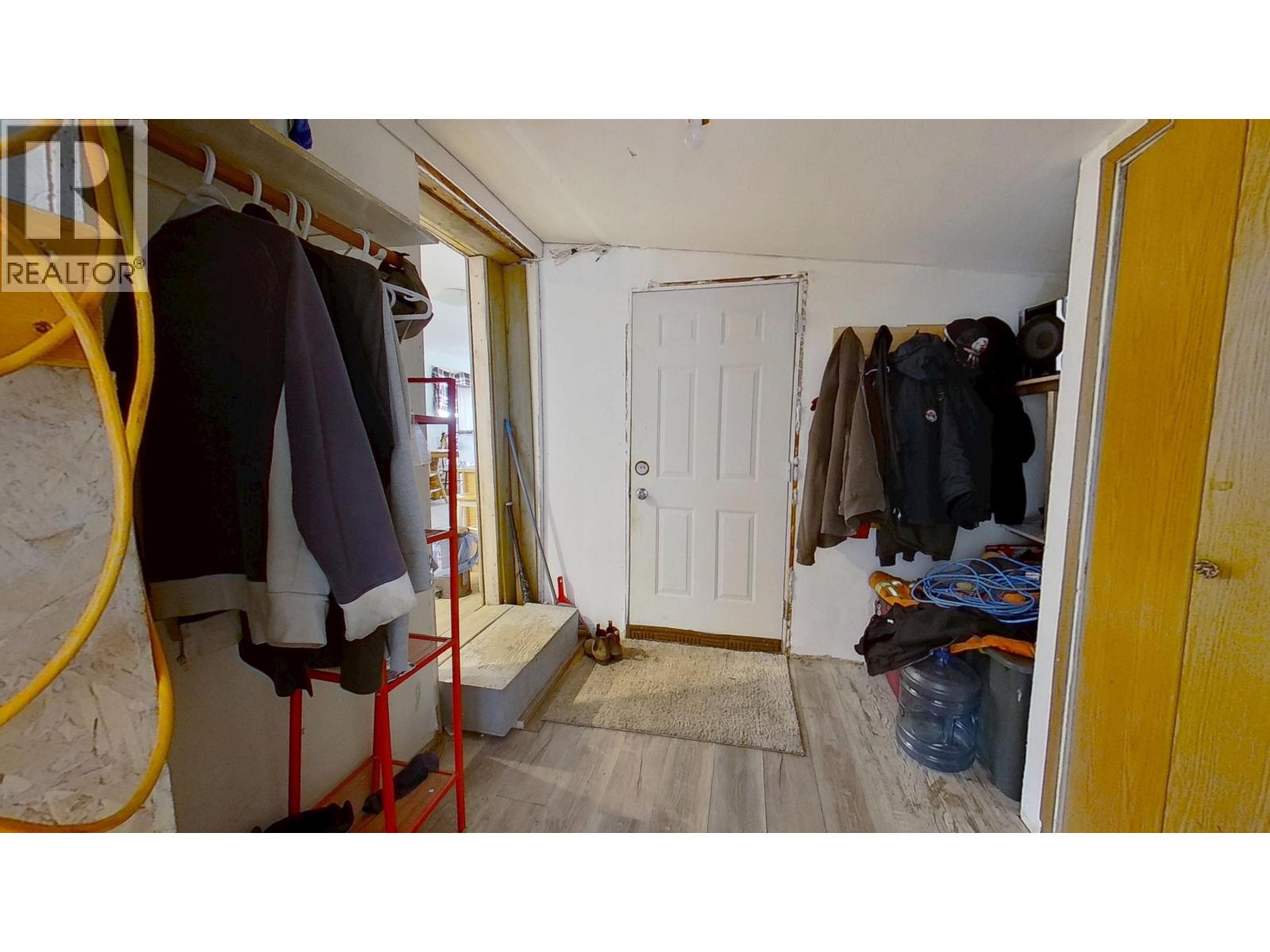 #111 9207 82 STREET - 16