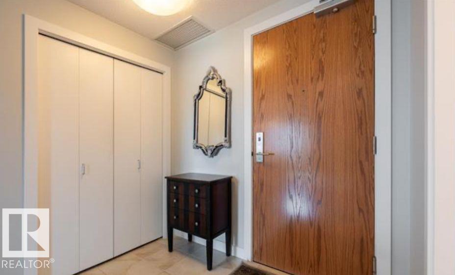 #702 10055 118 ST NW, Edmonton