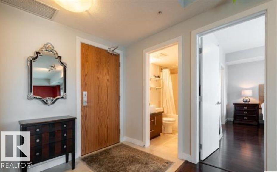#702 10055 118 ST NW, Edmonton