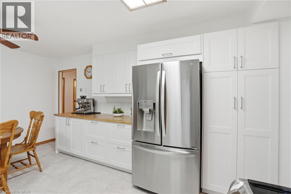 2127 LARABEE Court, Burlington, Ontario, L7P3S3 — Photo 15