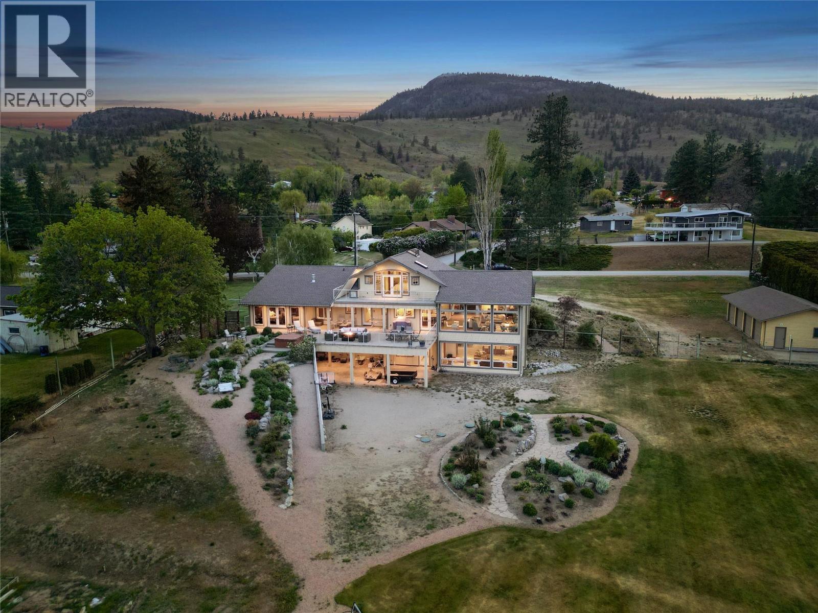 660 Pineview Drive, Kaleden