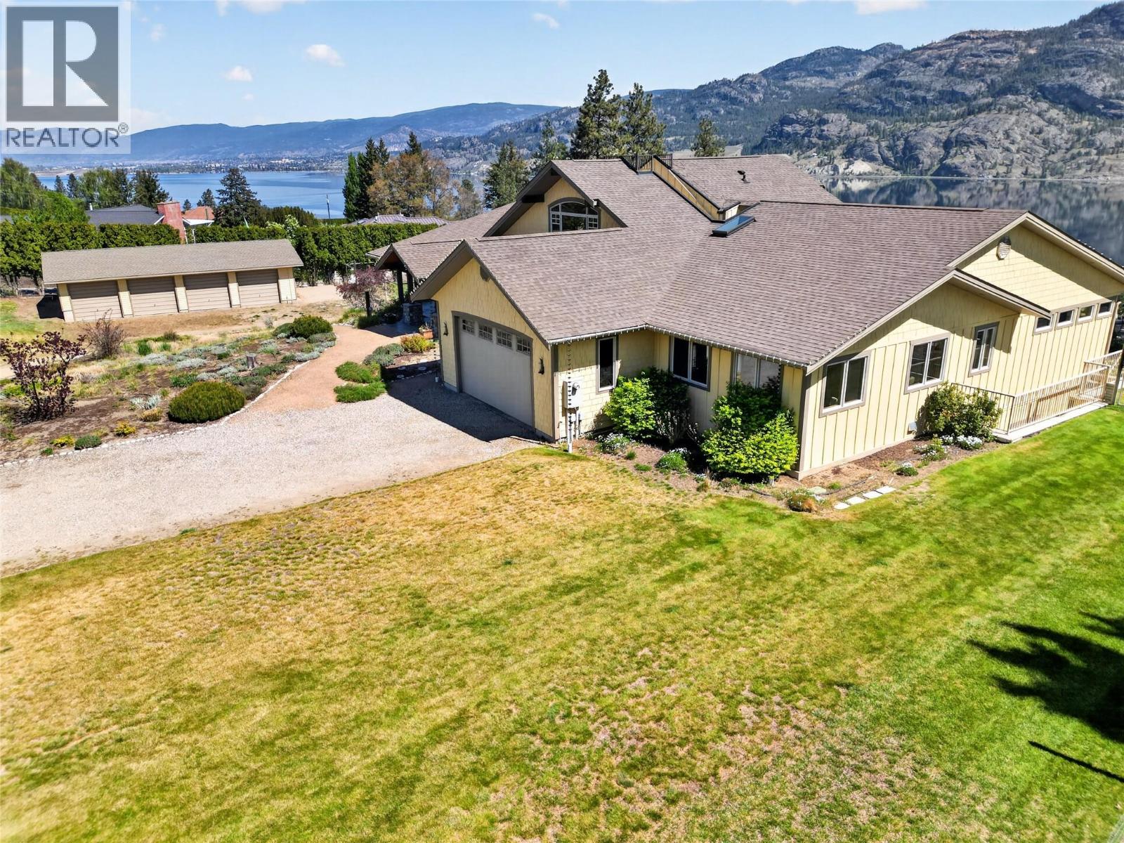 660 Pineview Drive - 4
