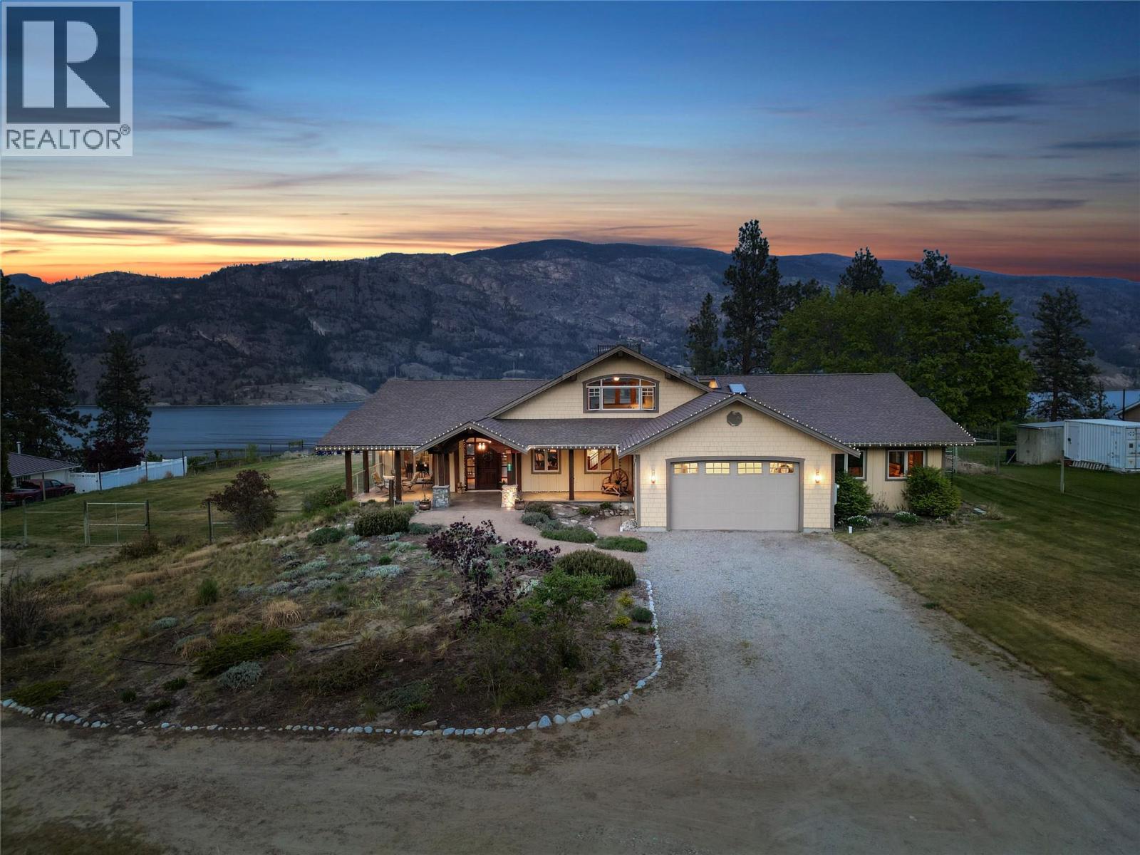 660 Pineview Drive, Kaleden