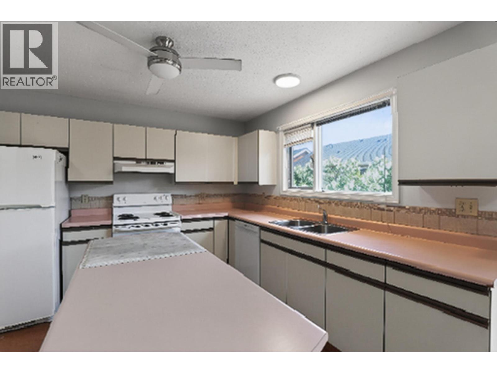 4405 20 Street Unit# 2, Vernon