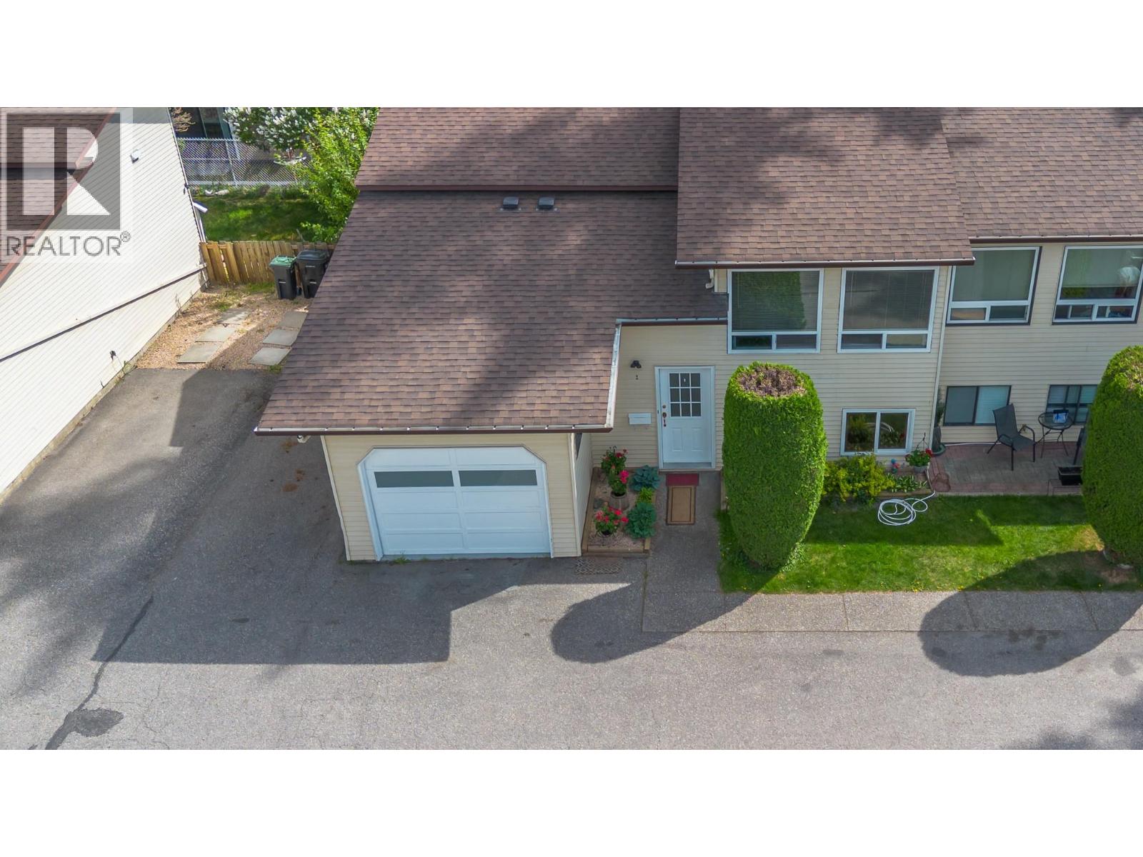 #2 4405 20 Street - 66