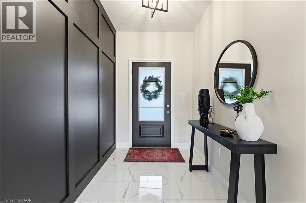 37 GILMER Crescent, Listowel, Ontario, N4W0H3 — Photo 37