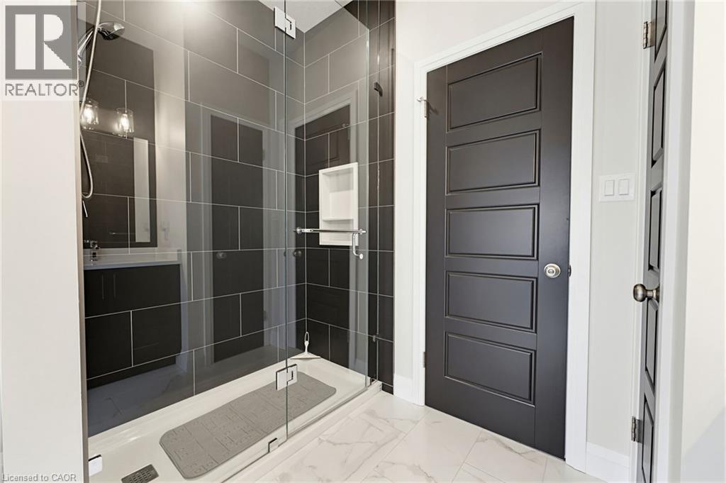 37 GILMER Crescent, Listowel, Ontario, N4W0H3 — Photo 26