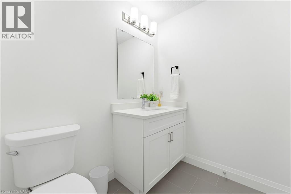 37 GILMER Crescent, Listowel, Ontario, N4W0H3 — Photo 21
