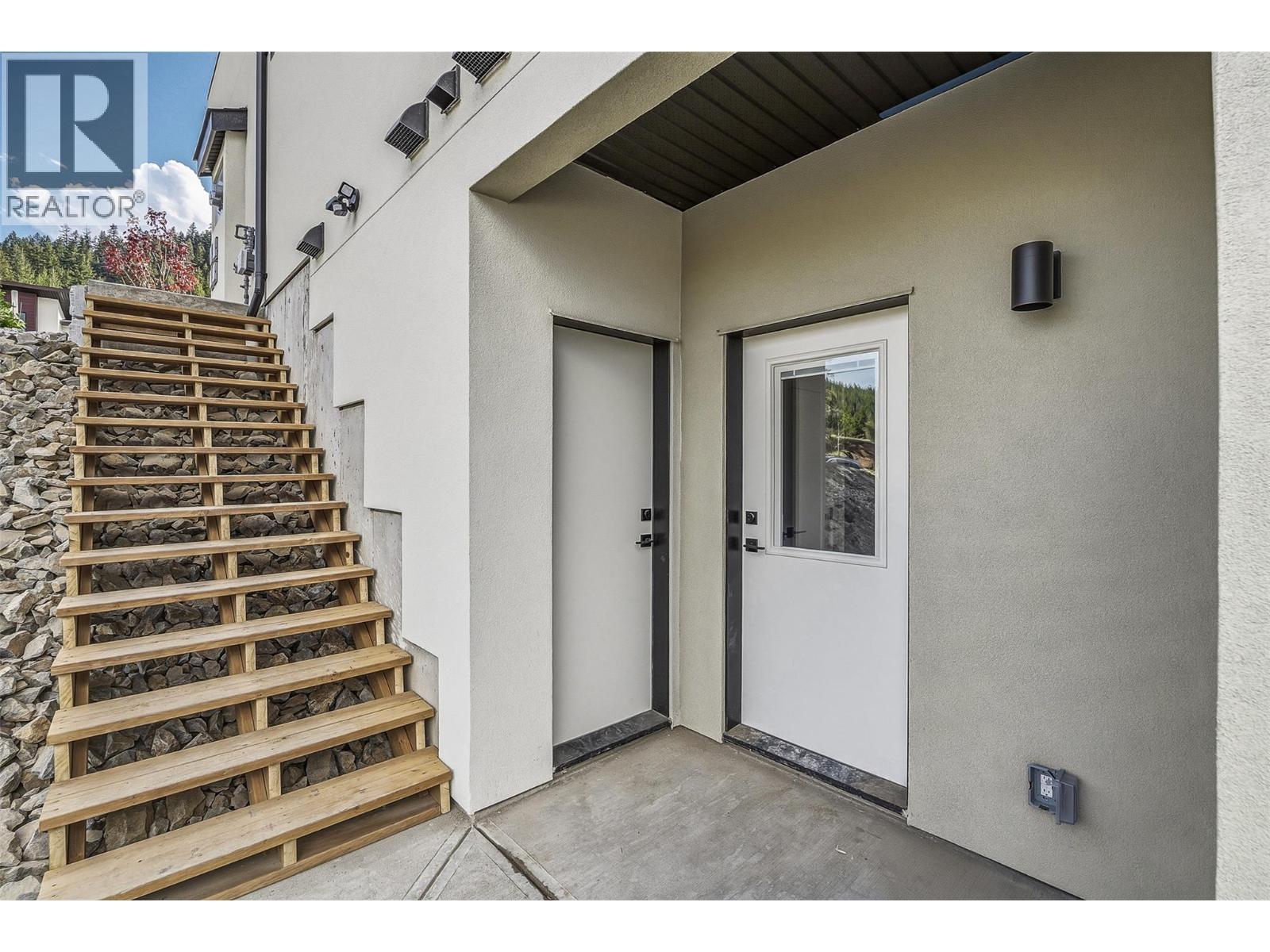 2245 Coldwater Drive, Kamloops