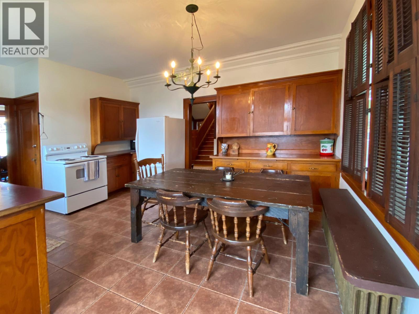 2150 ATLIN AVENUE - 17