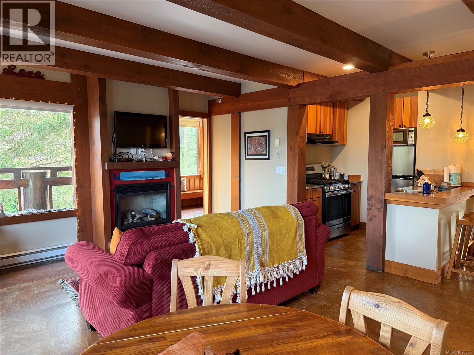 #206 1645 Cedar Rd - Image 3