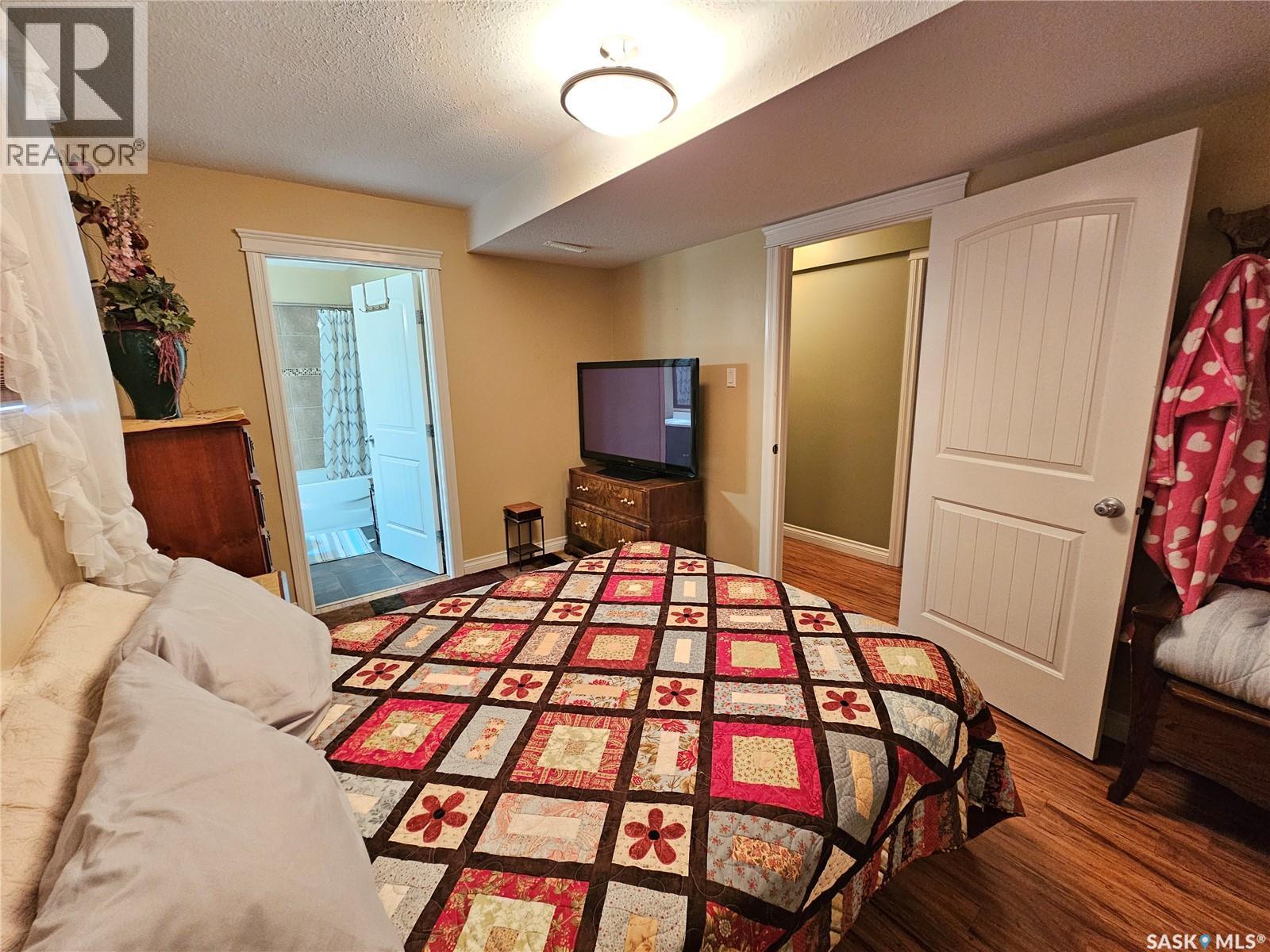 30 St Boniface AVENUE - 25