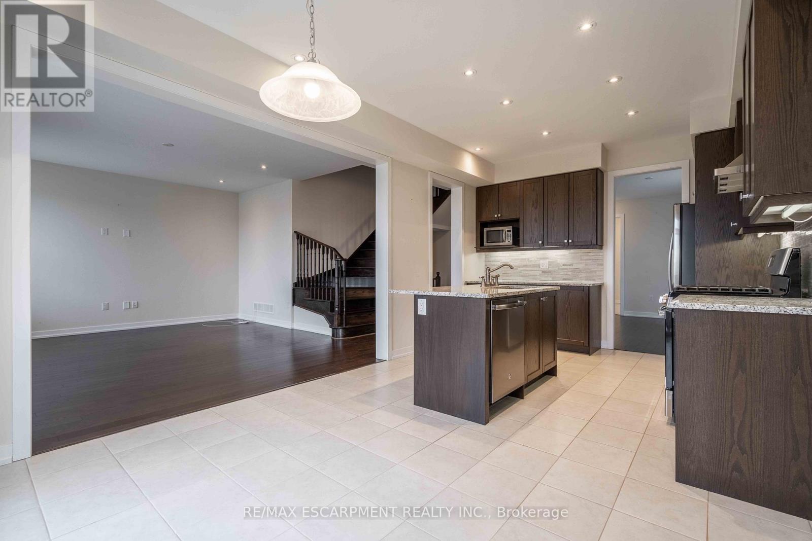 92 LONGBOAT RUN W - 16