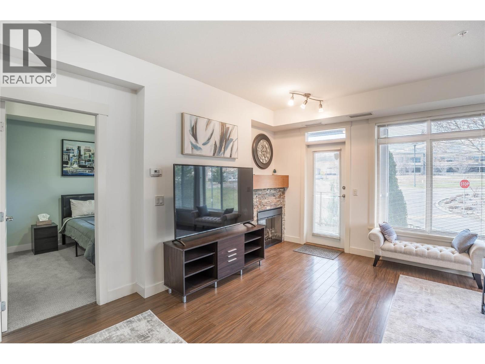 #213 3533 Carrington Road - 8