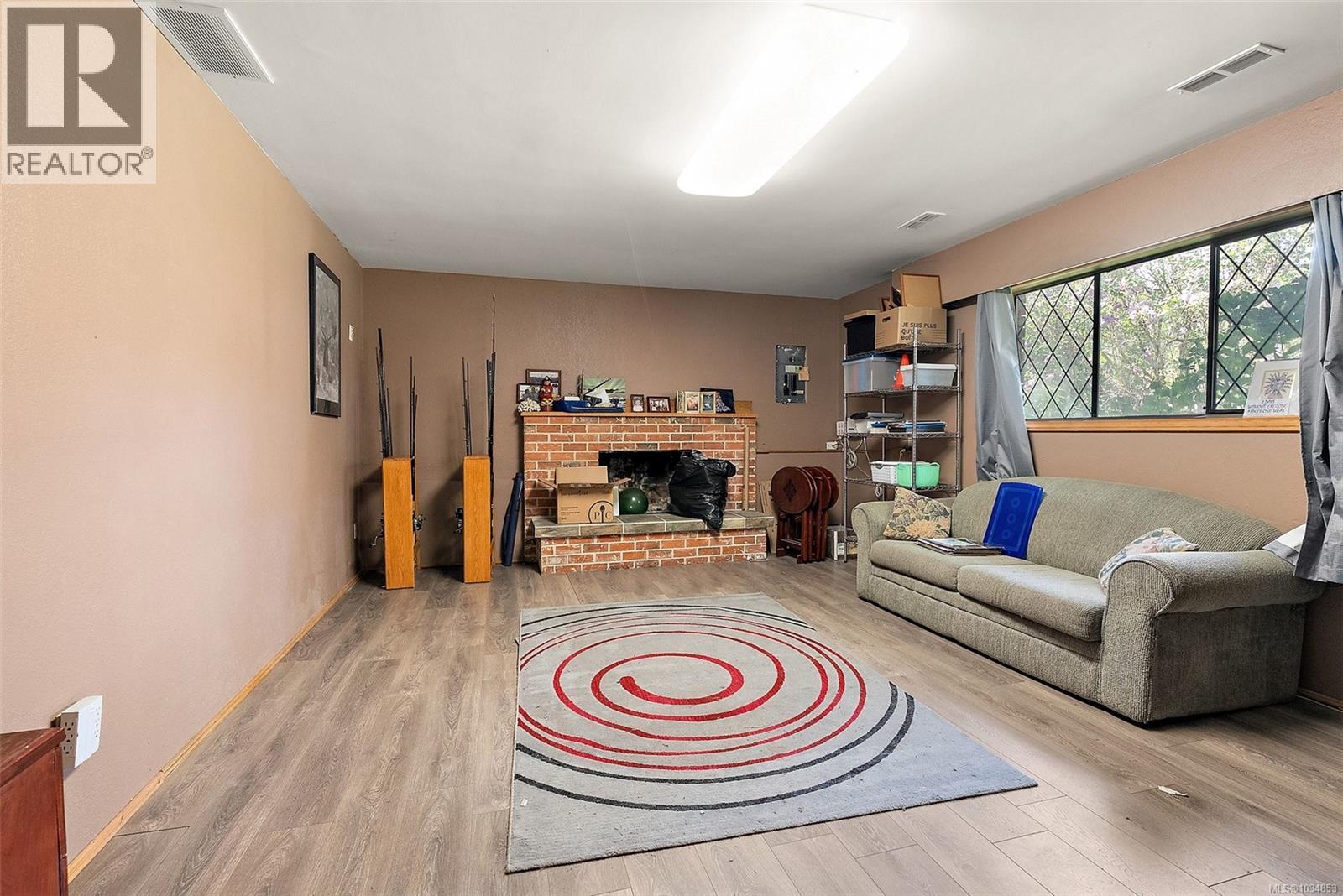 2939 Humpback Rd - 23