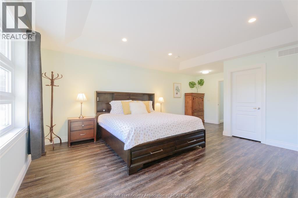 1798 ARGUS STREET - 27