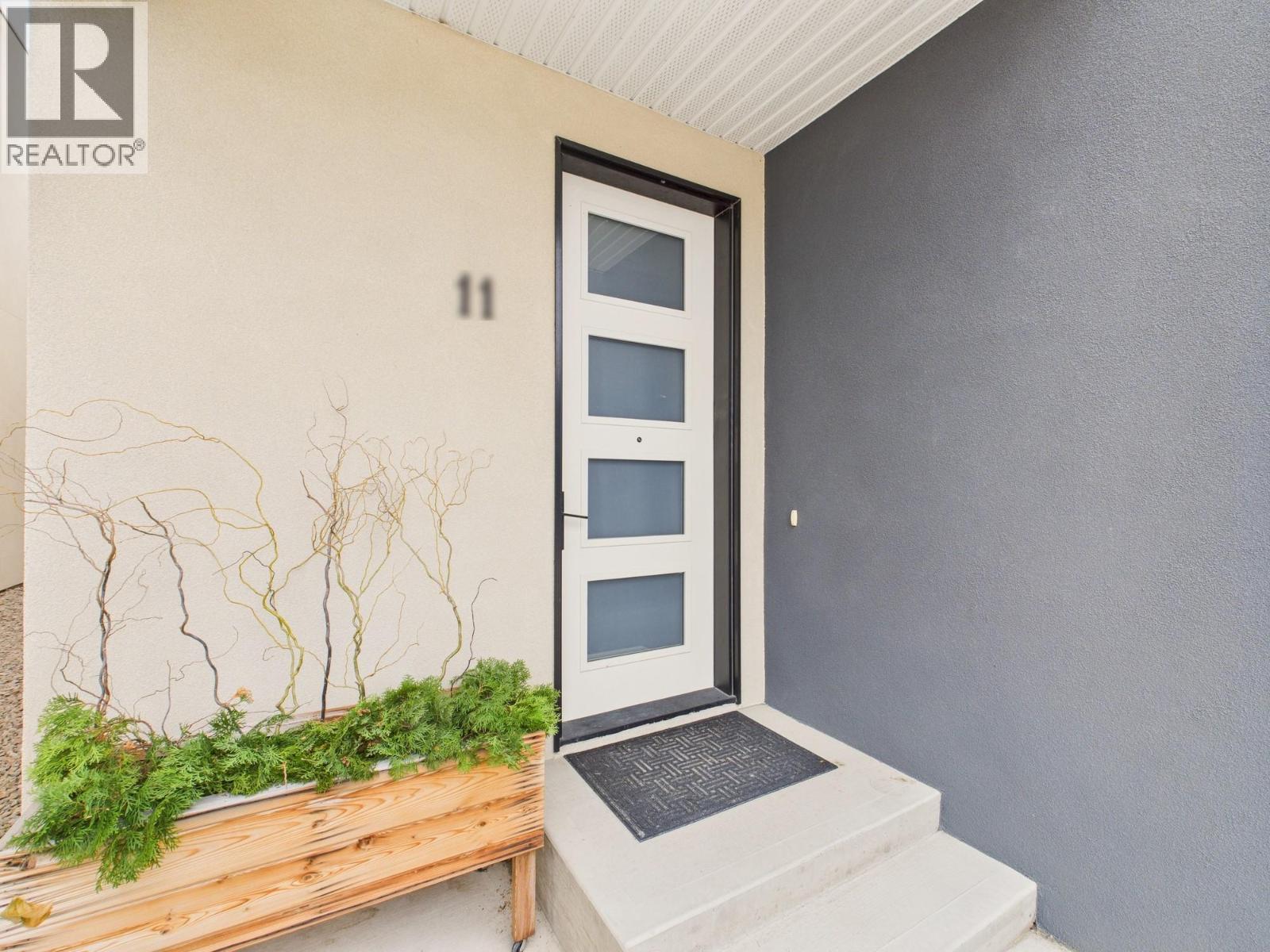 11 Raven Court - 33