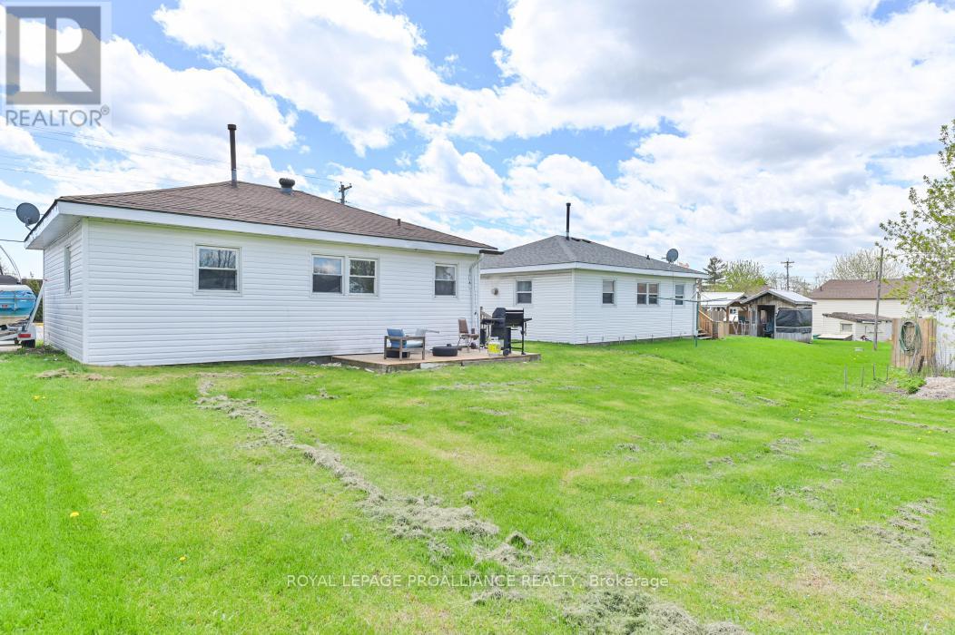 45 BLACK DIAMOND ROAD - 18