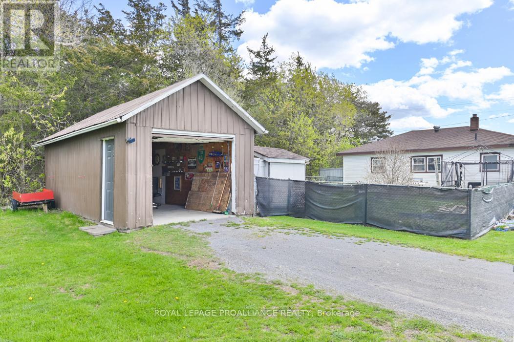 45 BLACK DIAMOND ROAD - 29