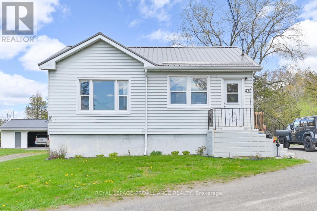 45 BLACK DIAMOND ROAD - 34