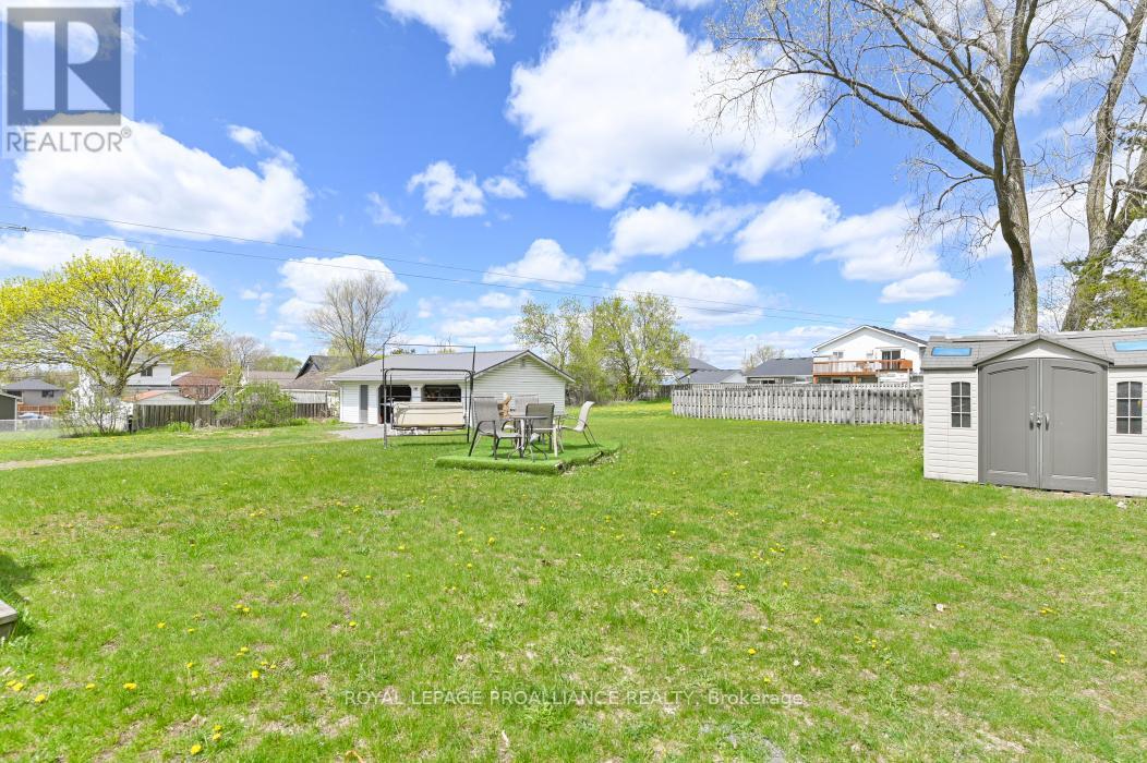 45 BLACK DIAMOND ROAD - 36