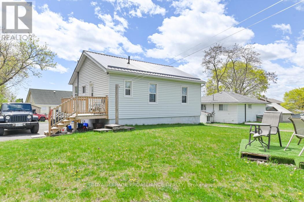 45 BLACK DIAMOND ROAD - 37
