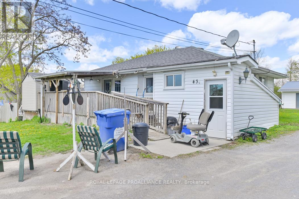 45 BLACK DIAMOND ROAD - 40