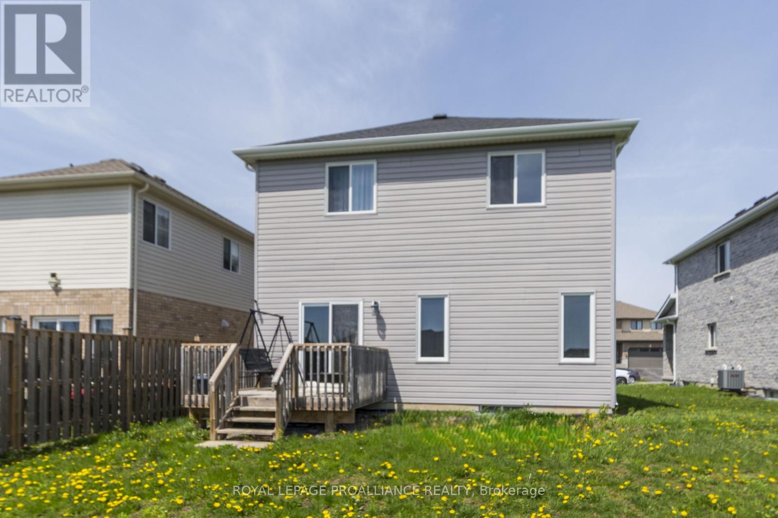 5 COTTONWOOD DRIVE - 25