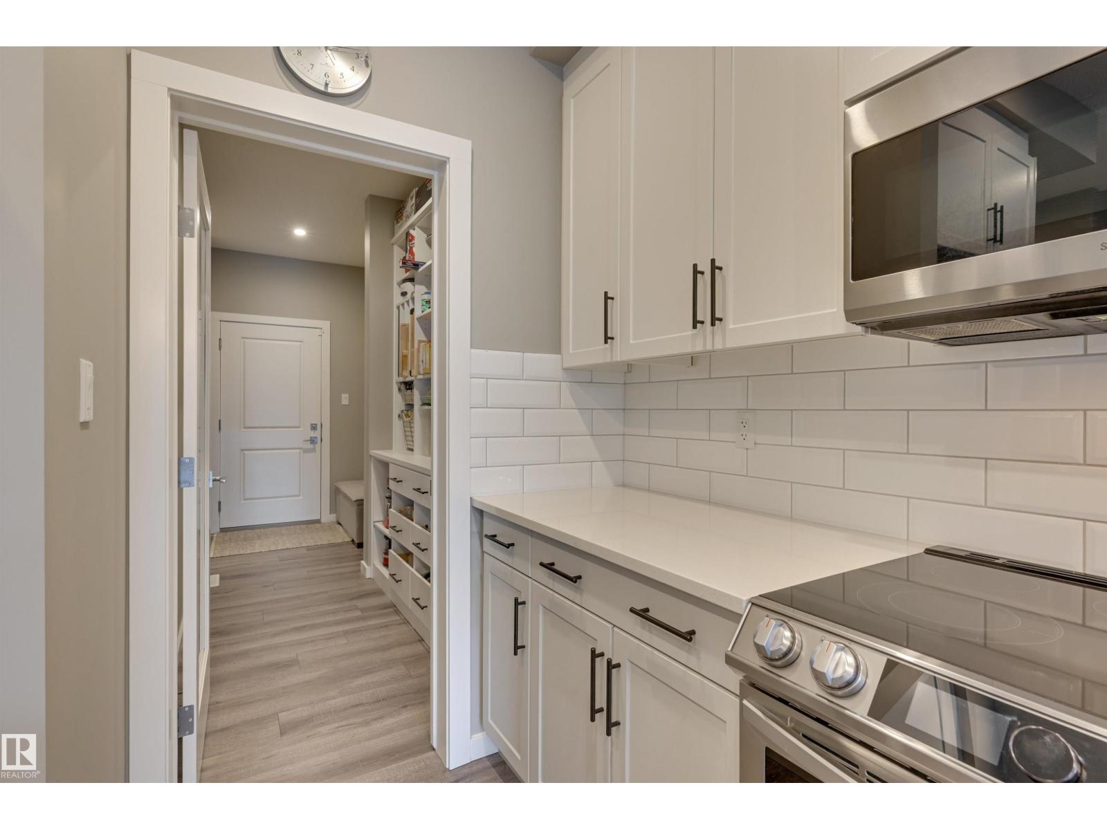 5158 LARK CR NW, Edmonton