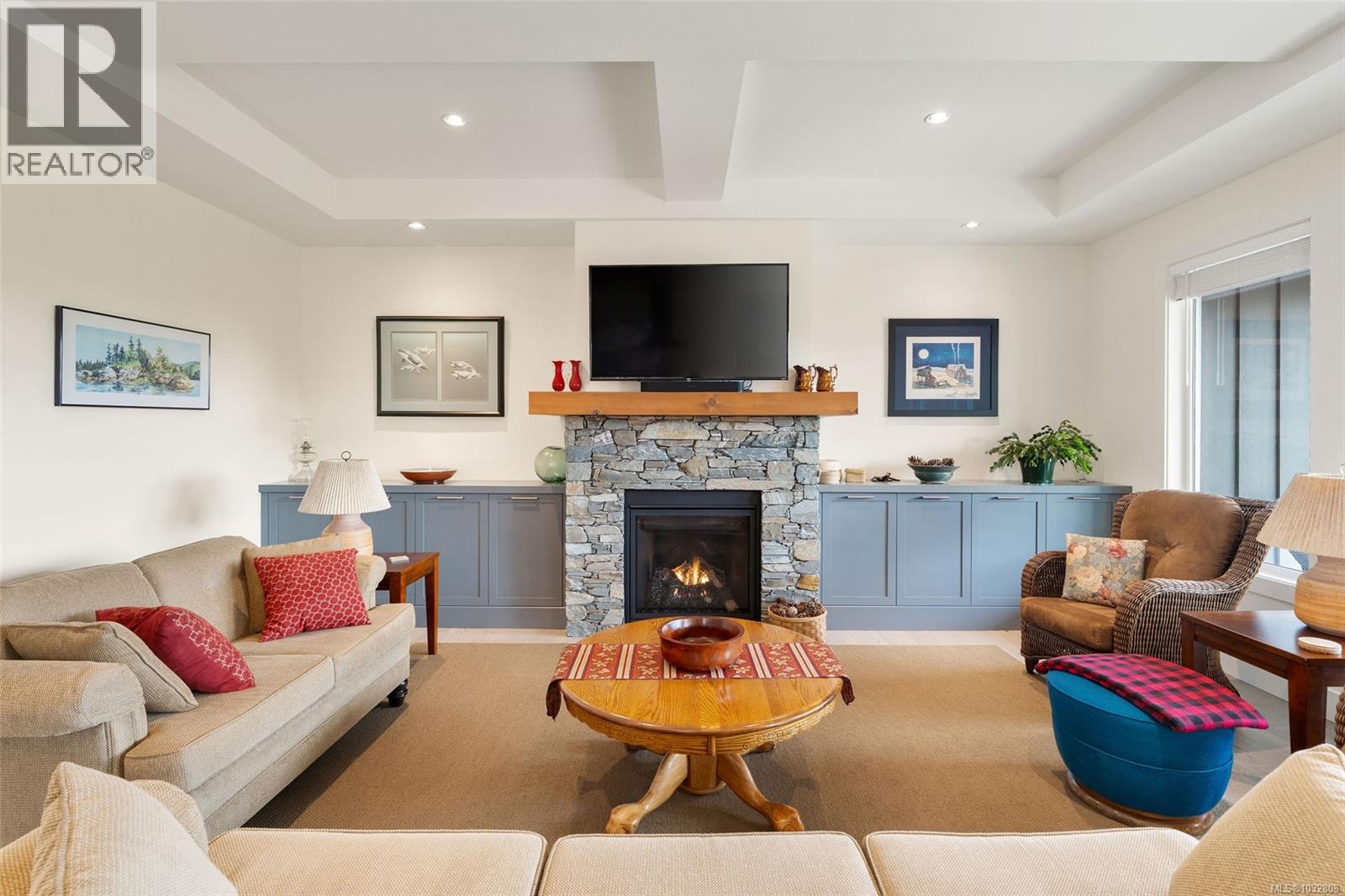 430 Ridgefield Dr - 18