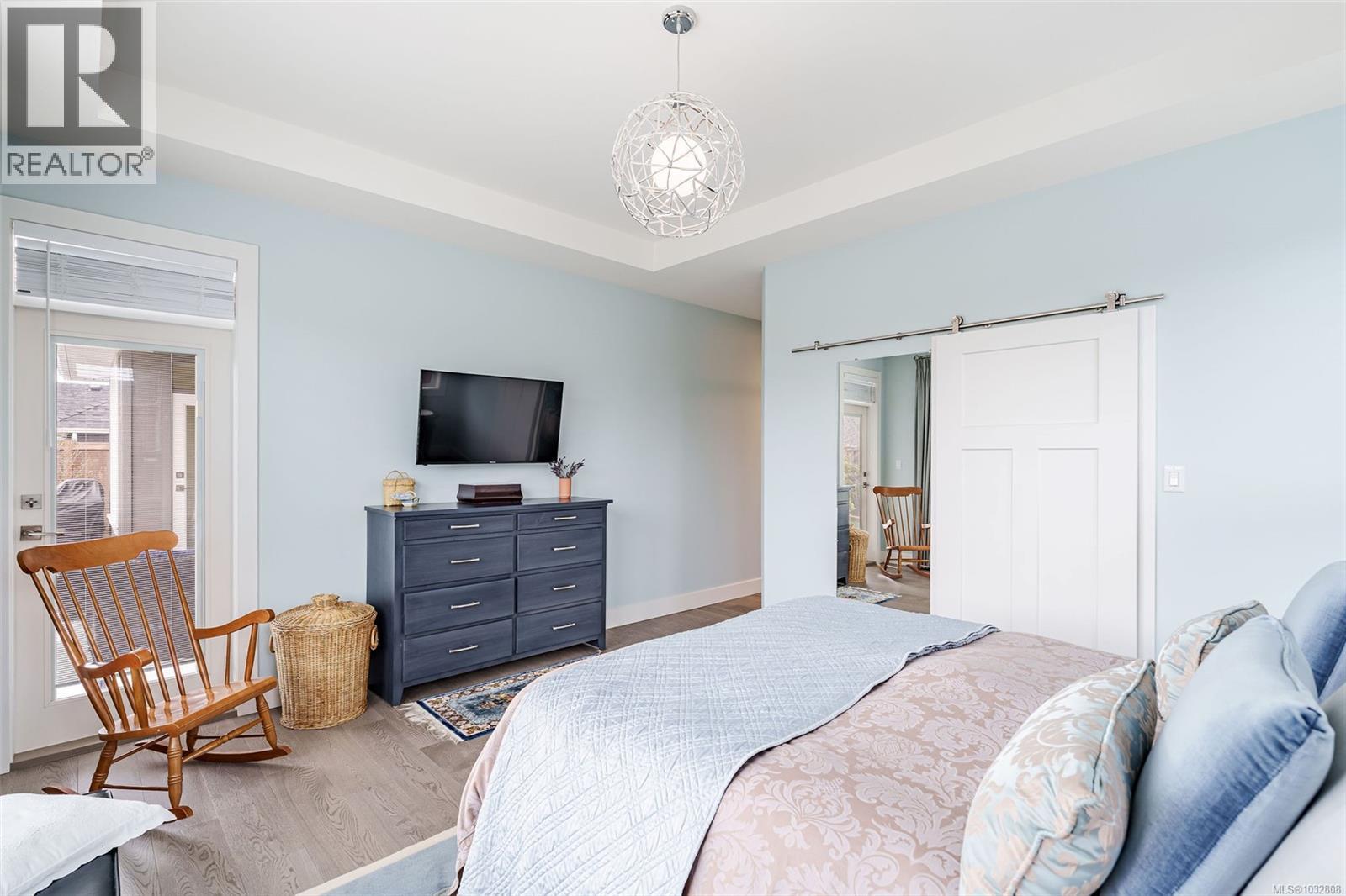 430 Ridgefield Dr - 44