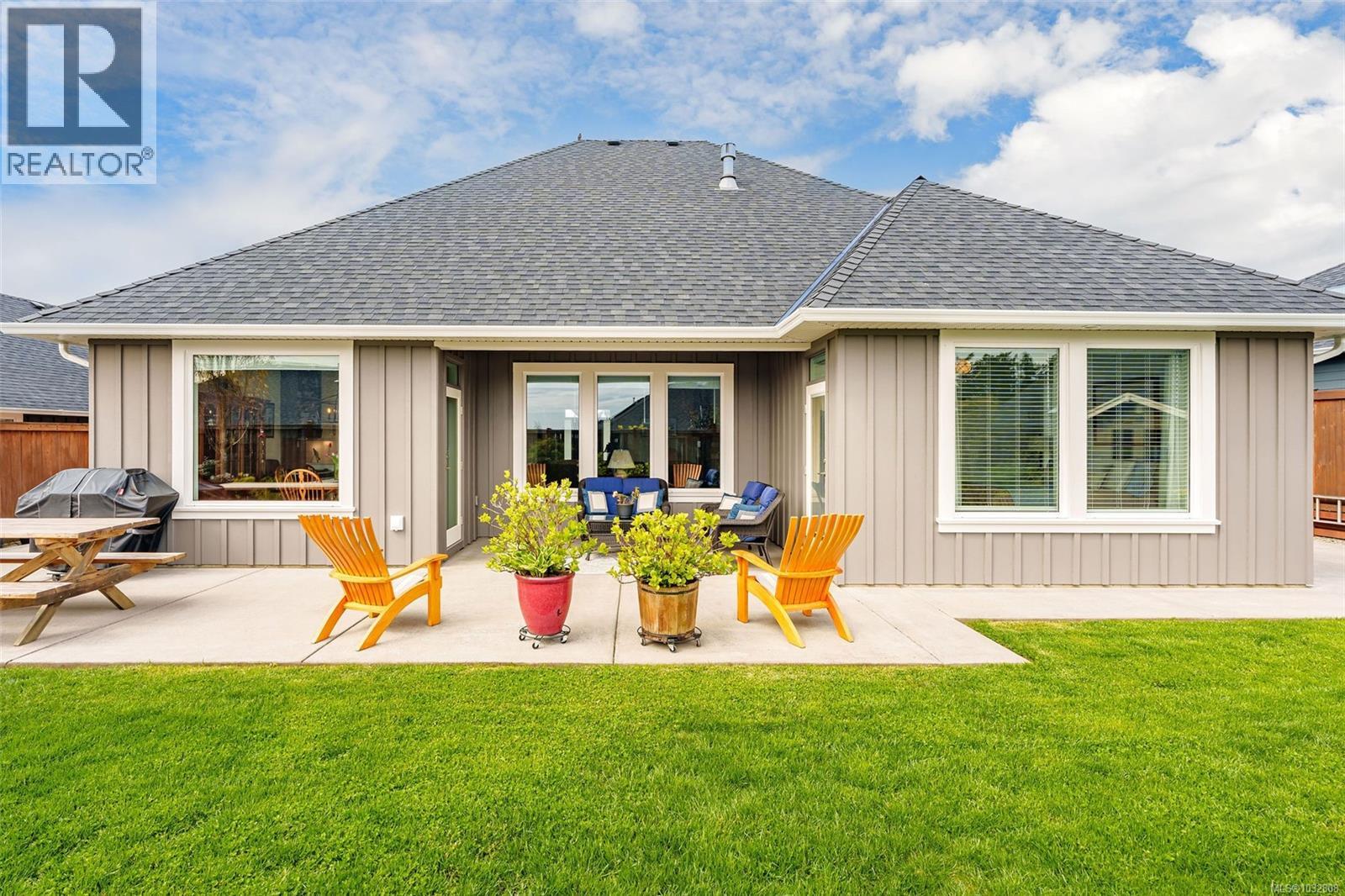 430 Ridgefield Dr - 66