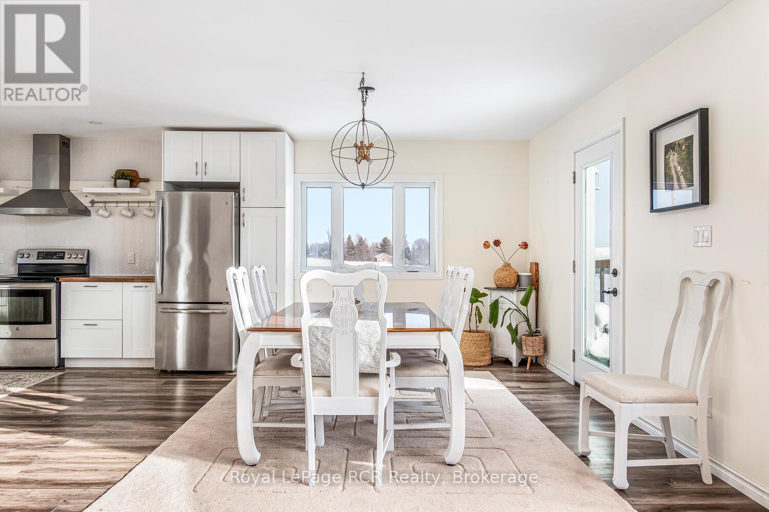430099 SYDENHAM LAKESHORE DRIVE - 12