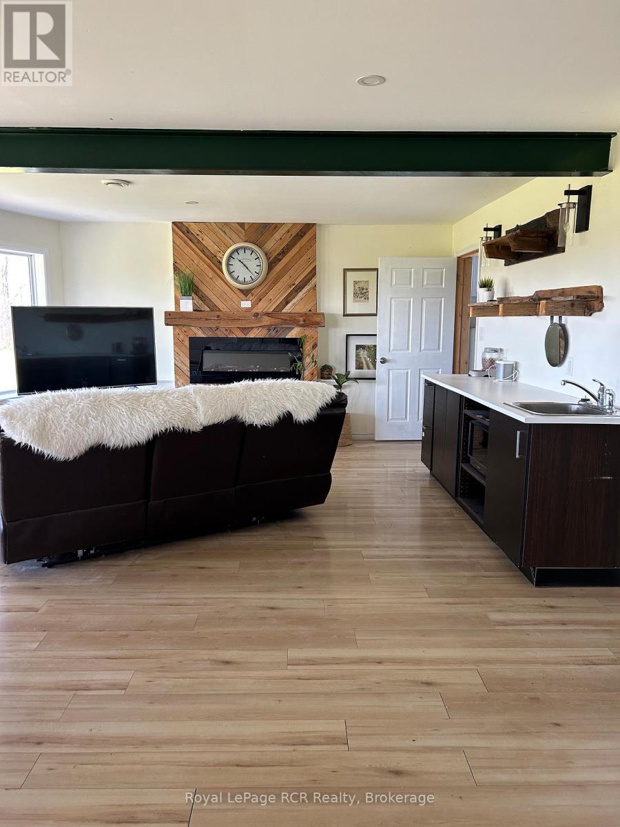 430099 SYDENHAM LAKESHORE DRIVE - 32