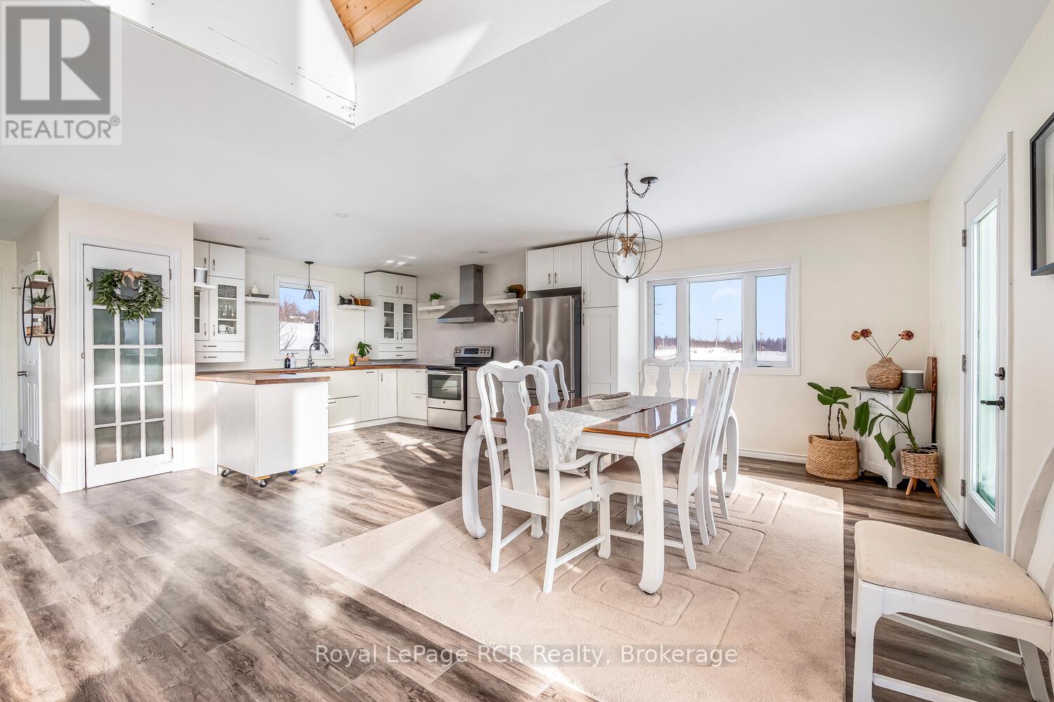 430099 SYDENHAM LAKESHORE DRIVE - 8