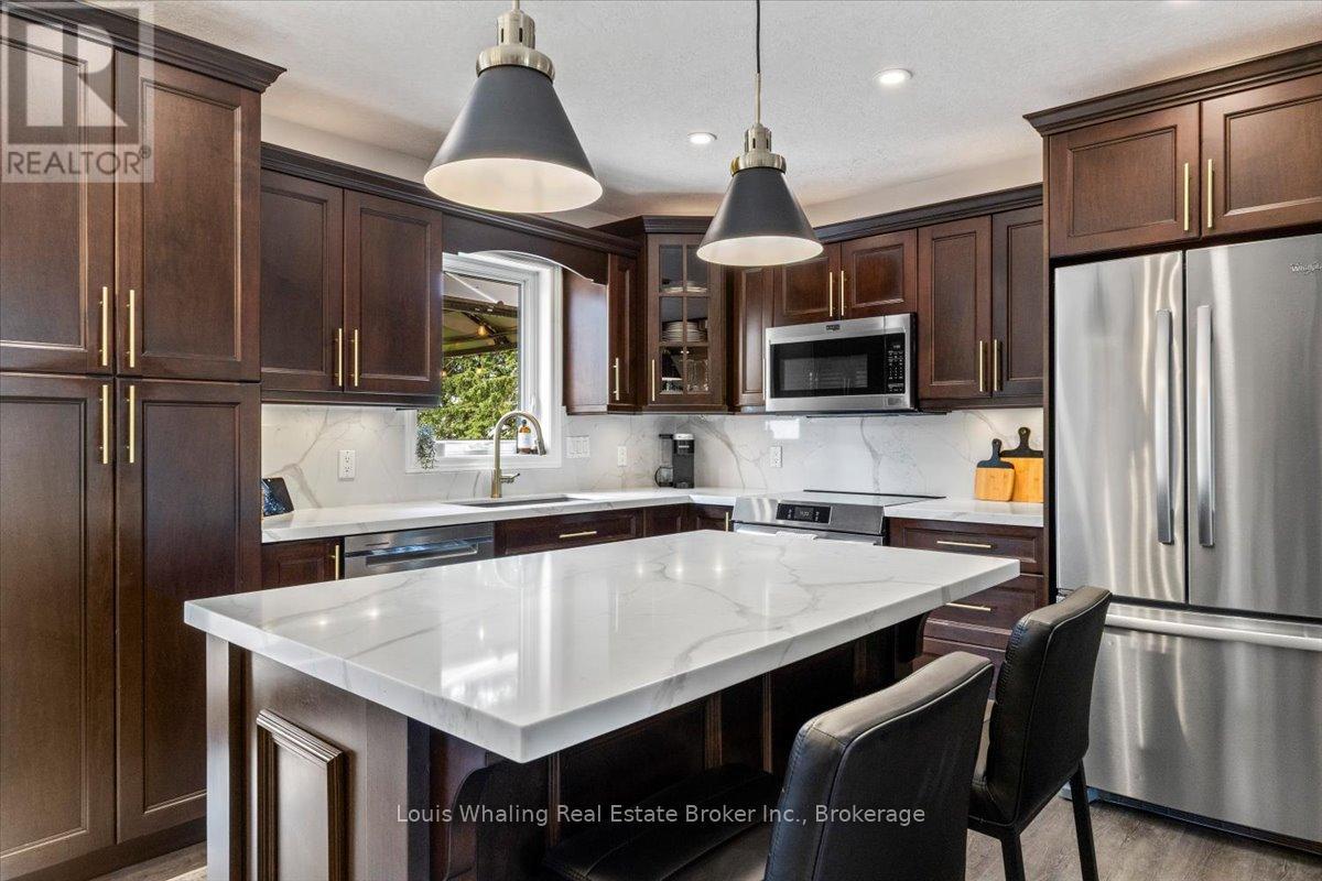 561022 BENTINCK-SULLIVAN TOWNLINE - 10