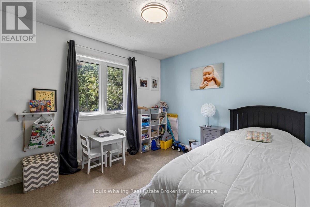 561022 BENTINCK-SULLIVAN TOWNLINE - 16