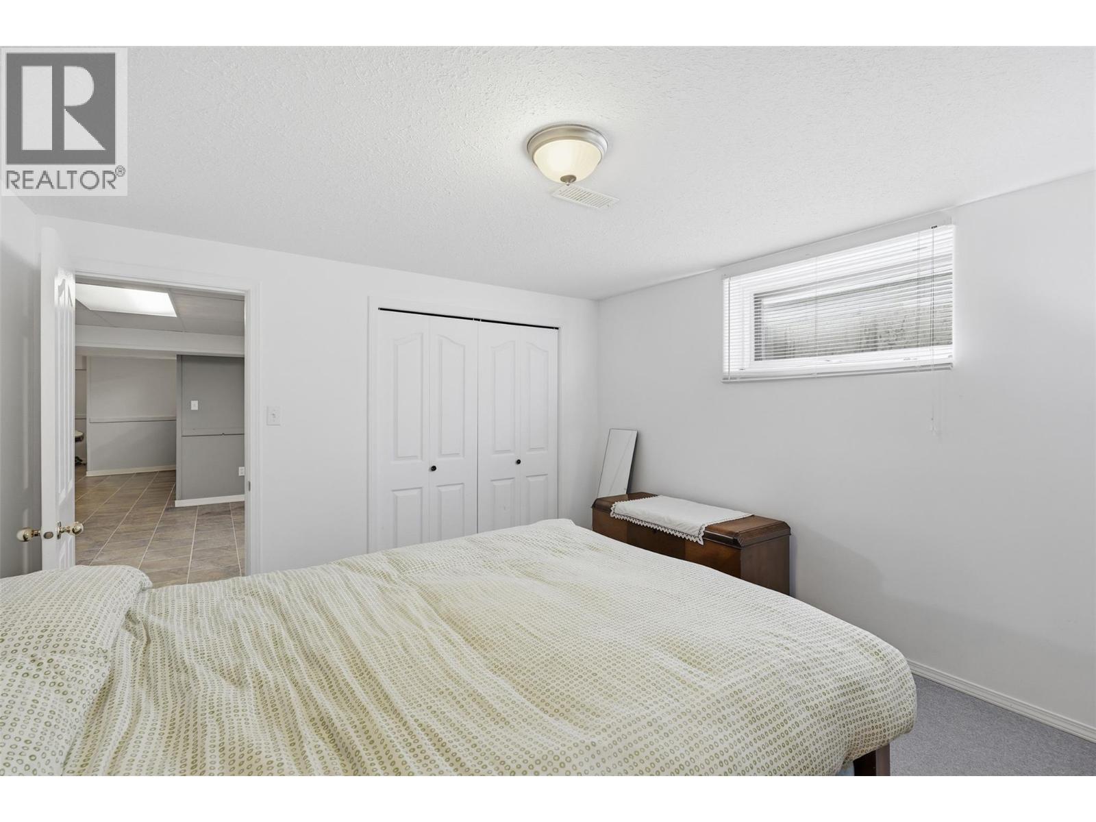 #4 1195 14 Street - 33