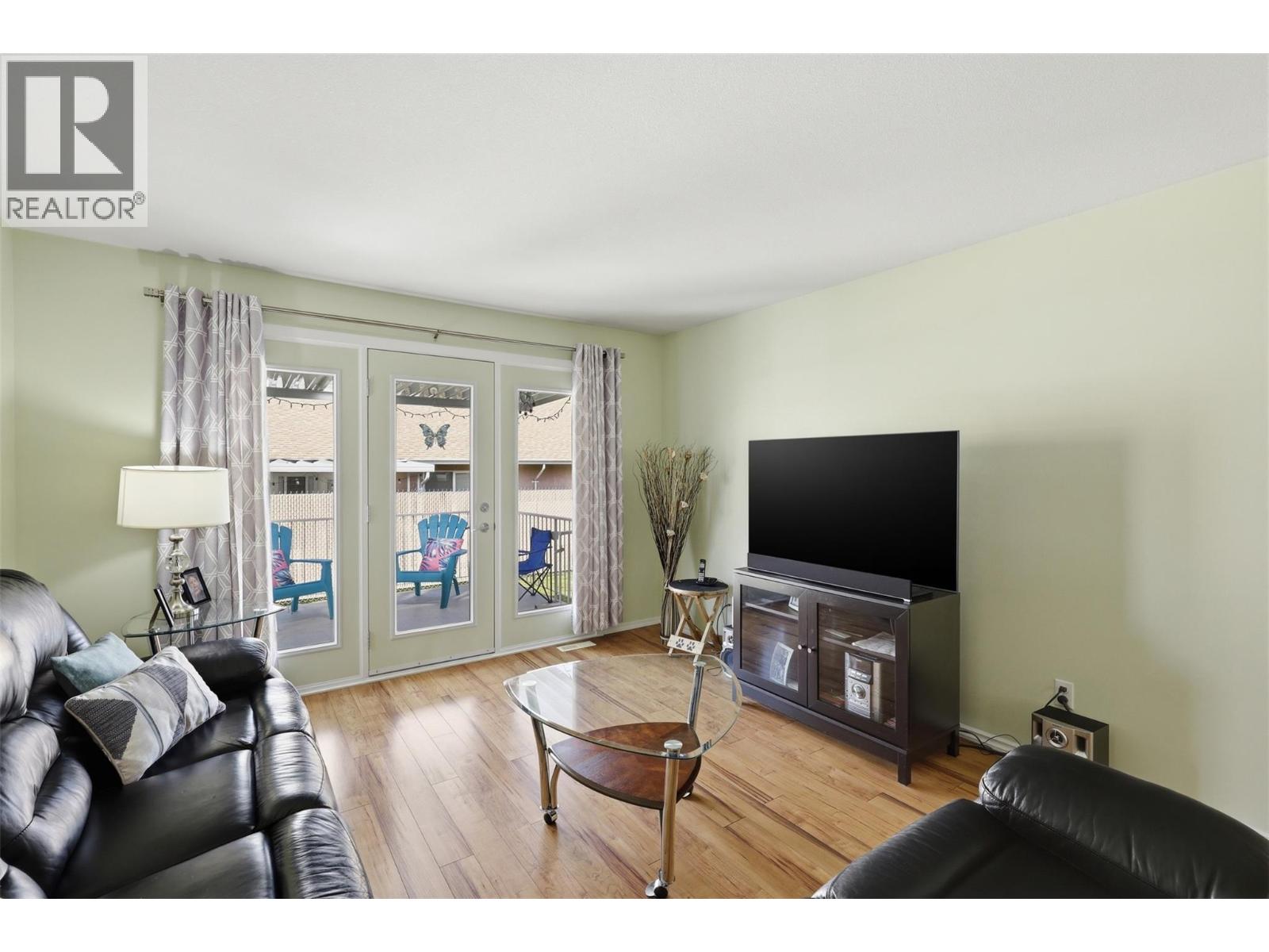 #4 1195 14 Street - 14