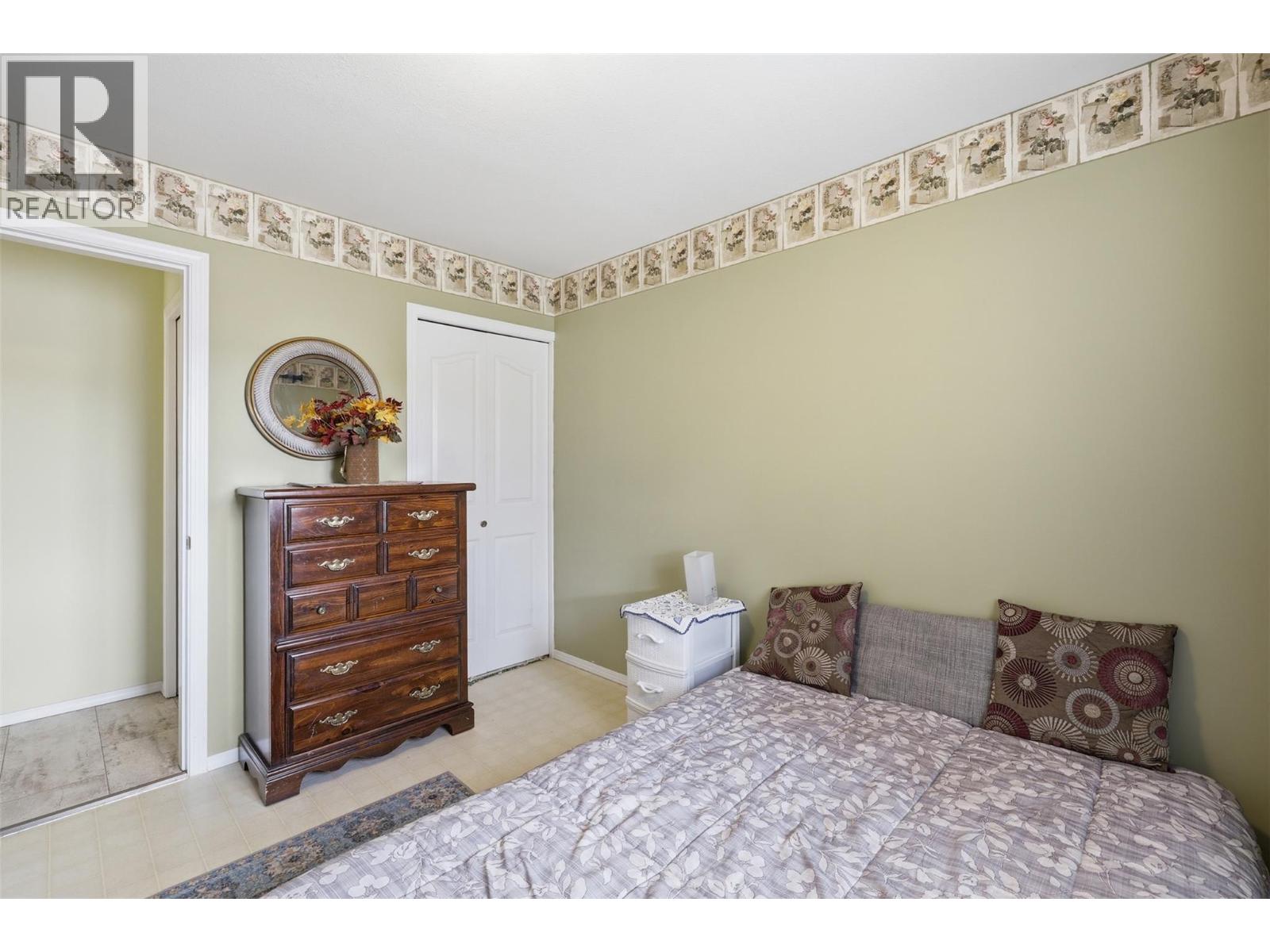 #4 1195 14 Street - 25