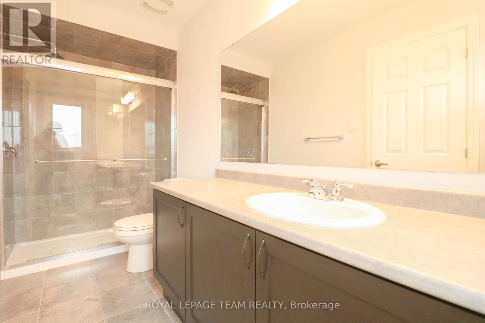 3 Bed, 3 Bath House for Rent in Ottawa – 524 CULDAFF ROAD, Ottawa – MLS# X13105232 - Image 21