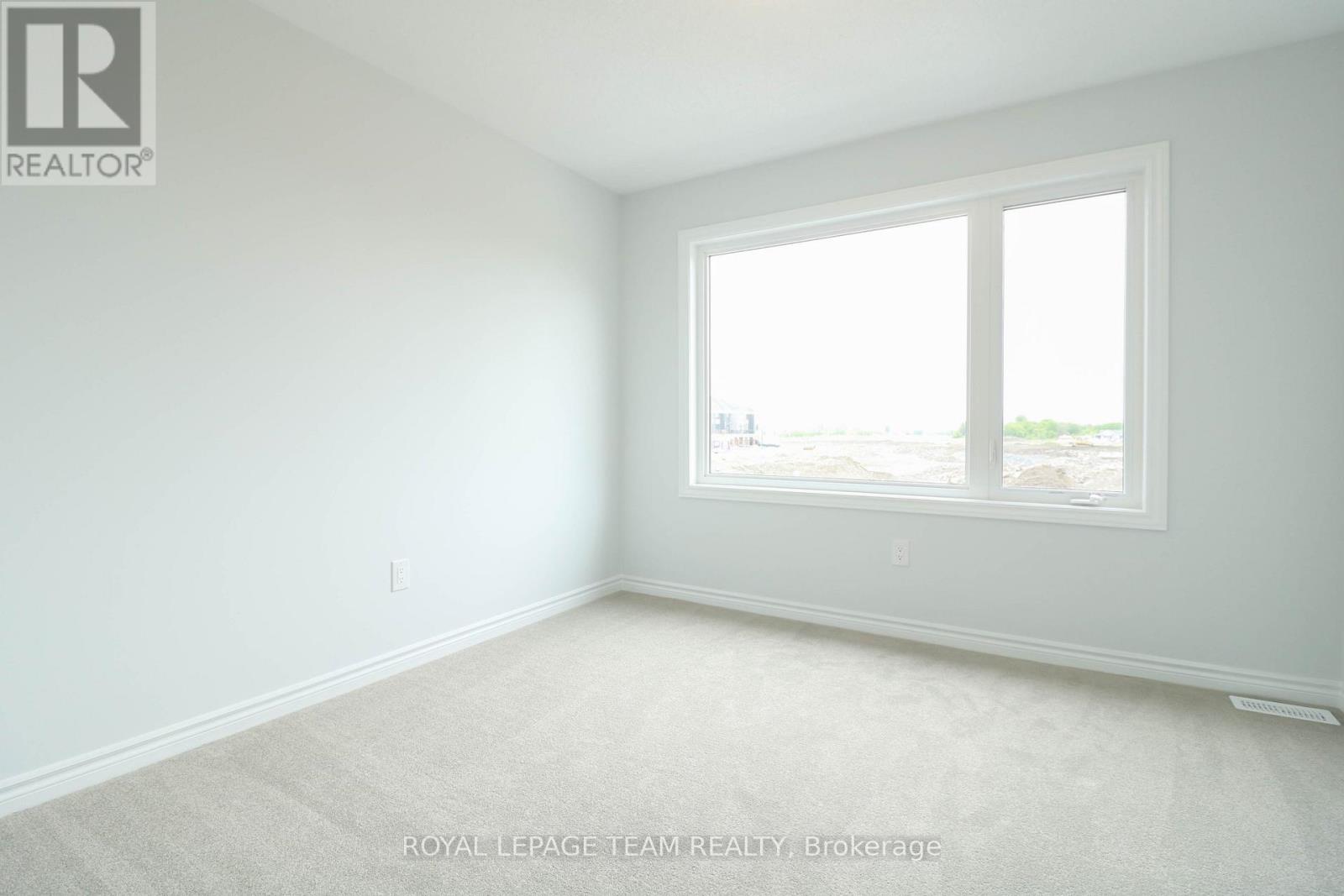 3 Bed, 3 Bath House for Rent in Ottawa – 524 CULDAFF ROAD, Ottawa – MLS# X13105232 - Image 11