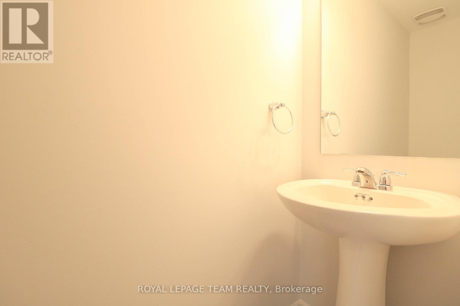3 Bed, 3 Bath House for Rent in Ottawa – 524 CULDAFF ROAD, Ottawa – MLS# X13105232 - Image 8