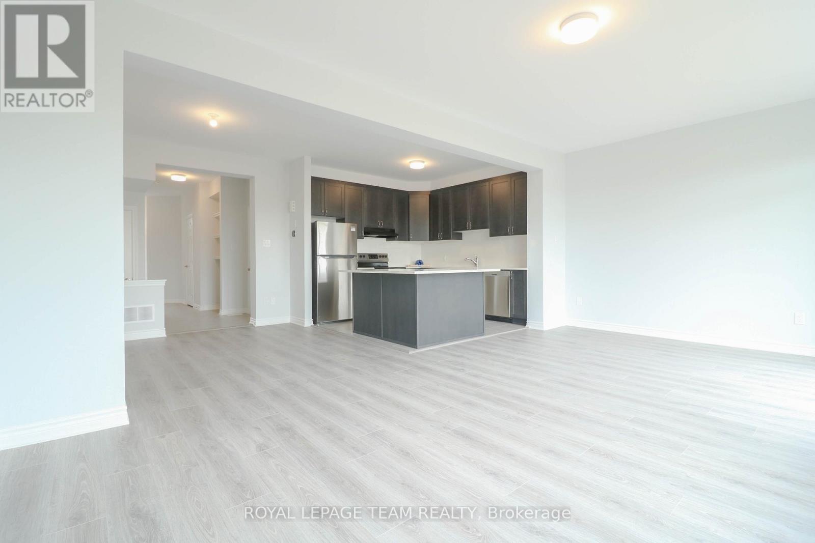 3 Bed, 3 Bath House for Rent in Ottawa – 524 CULDAFF ROAD, Ottawa – MLS# X13105232 - Image 4