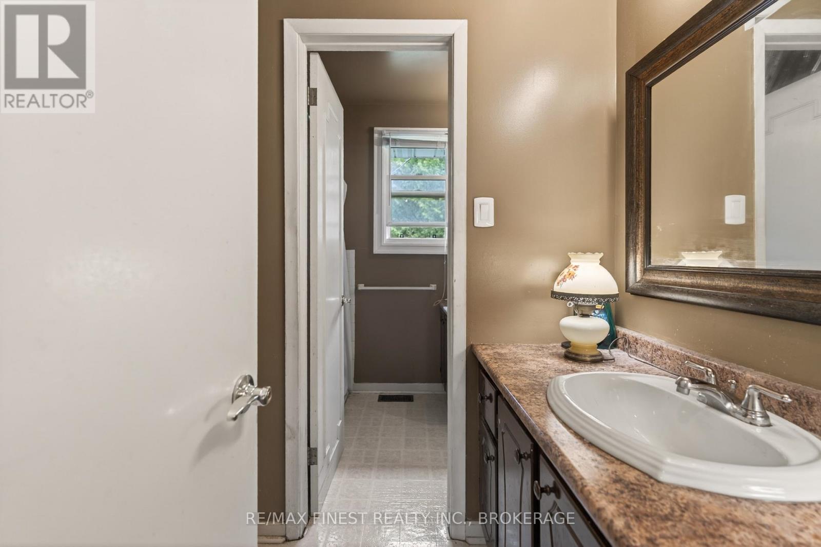 706 HIGH GATE PARK DRIVE - 22